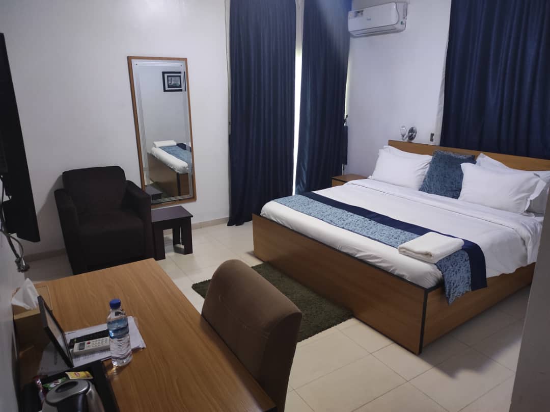 /web/uploads/116/H53 Suites/room-photos/Mini Deluxe/h53 mini d.jpg
